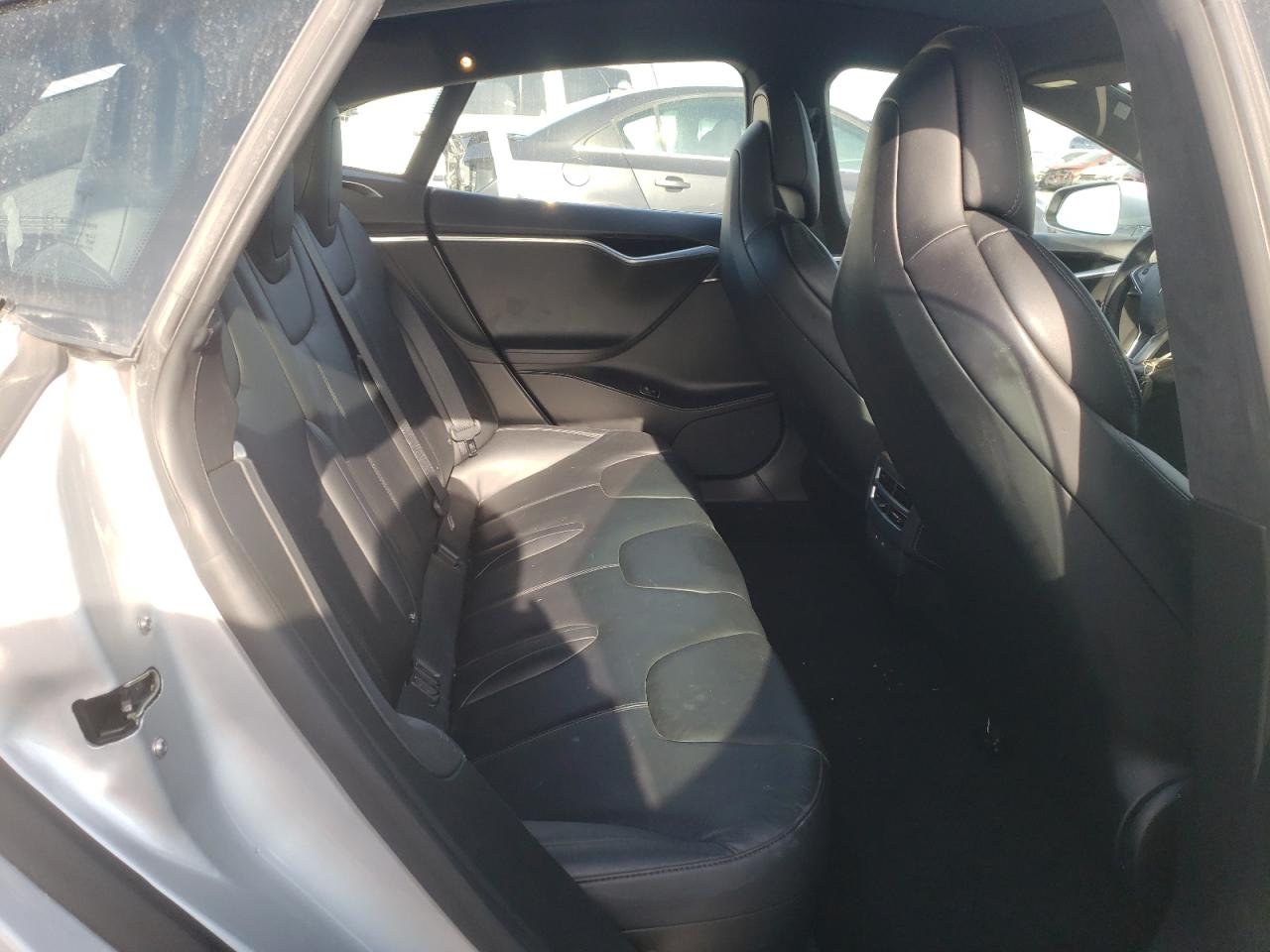 Photo 6 from auction – 2017 TESLA MODEL S with VIN 5YJSA1E12HF202669
