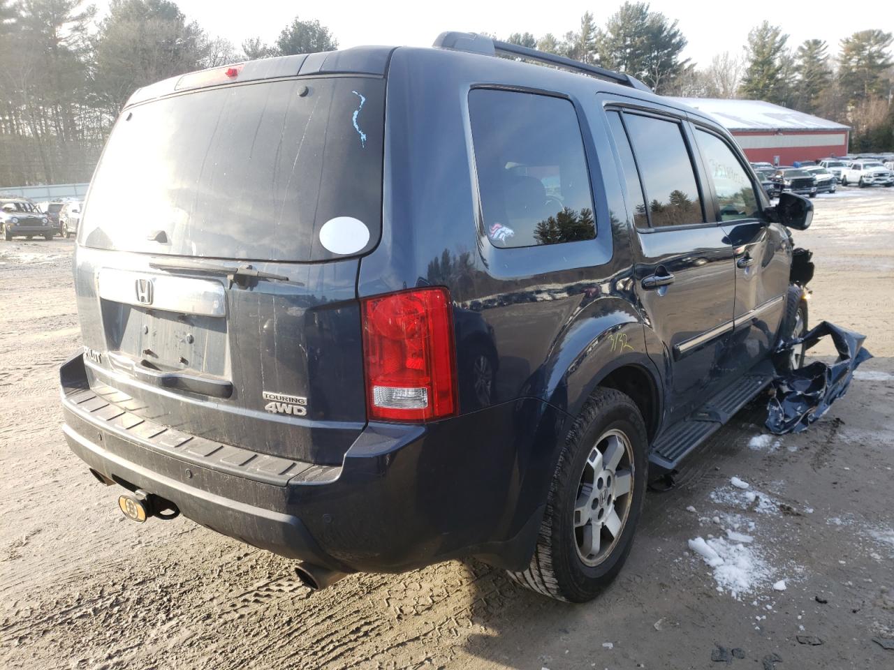 Photo 4 from auction – 2011 HONDA PILOT TOUR with VIN 5FNYF4H95BB072179