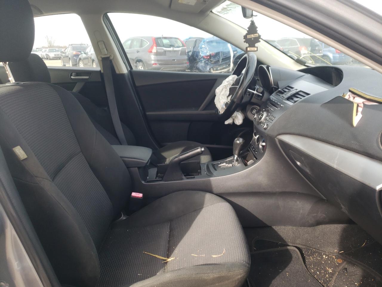 Photo 5 from auction – 2013 MAZDA 3 I with VIN JM1BL1TG1D1818822