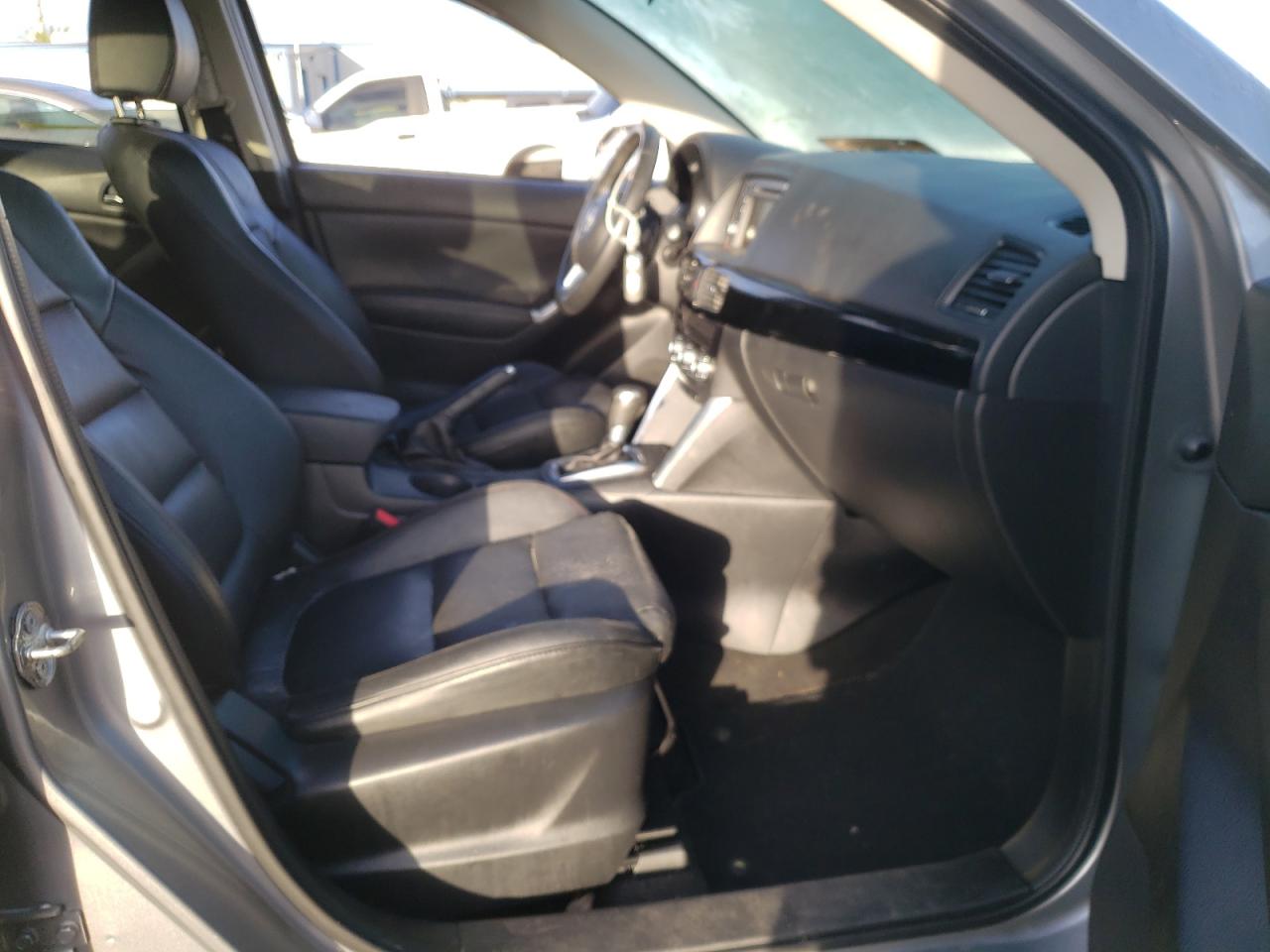 Photo 5 from auction – 2014 MAZDA CX-5 GT with VIN JM3KE2DY7E0425087