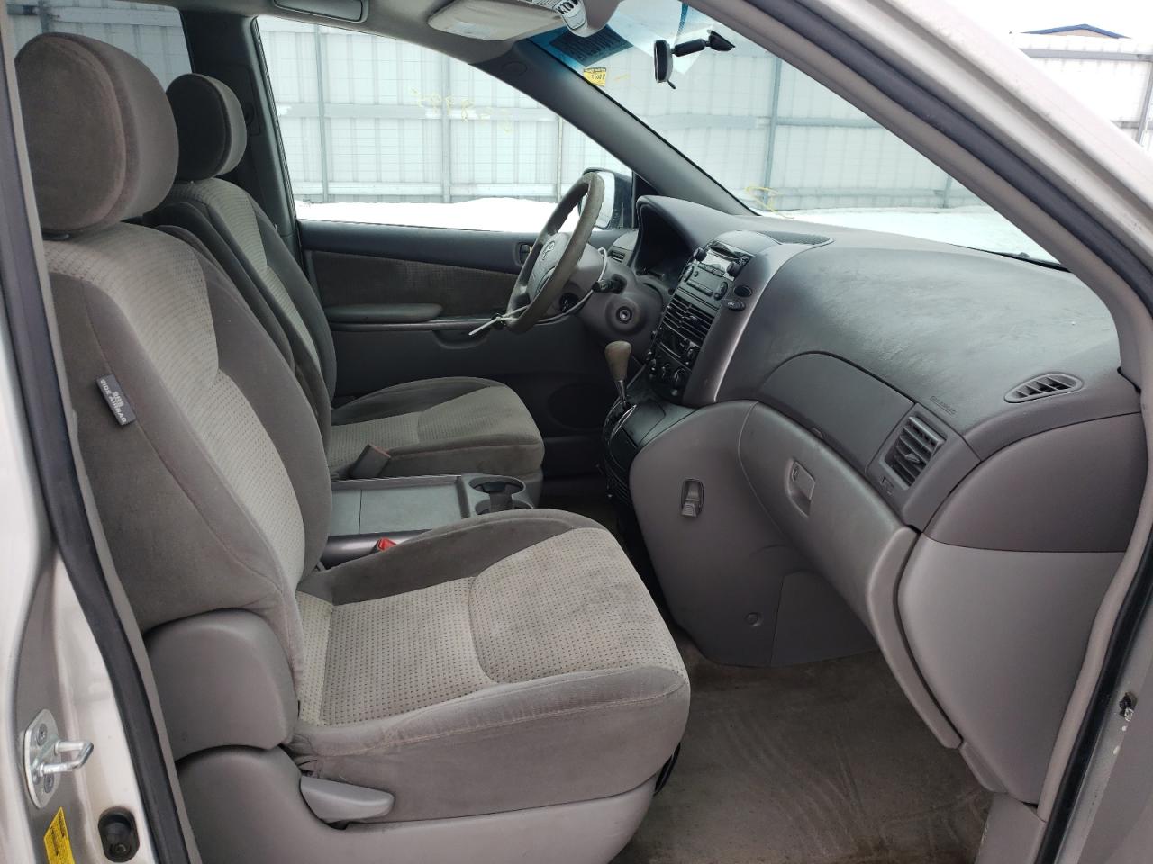Photo 5 from auction – 2008 TOYOTA SIENNA CE with VIN 5TDZK23C08S210819