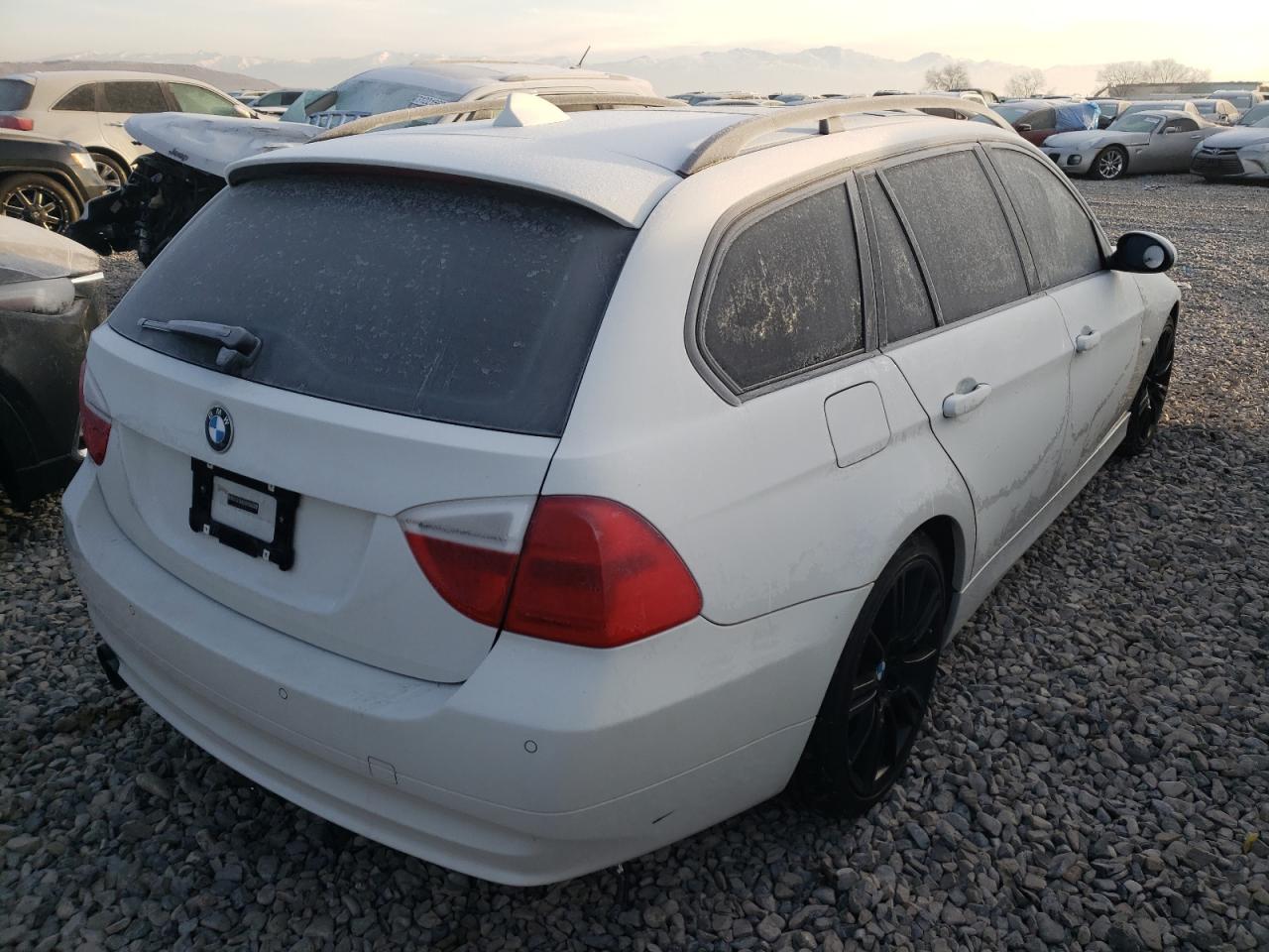 Photo 4 from auction – 2007 BMW 328 XIT with VIN WBAVT73597FZ36233