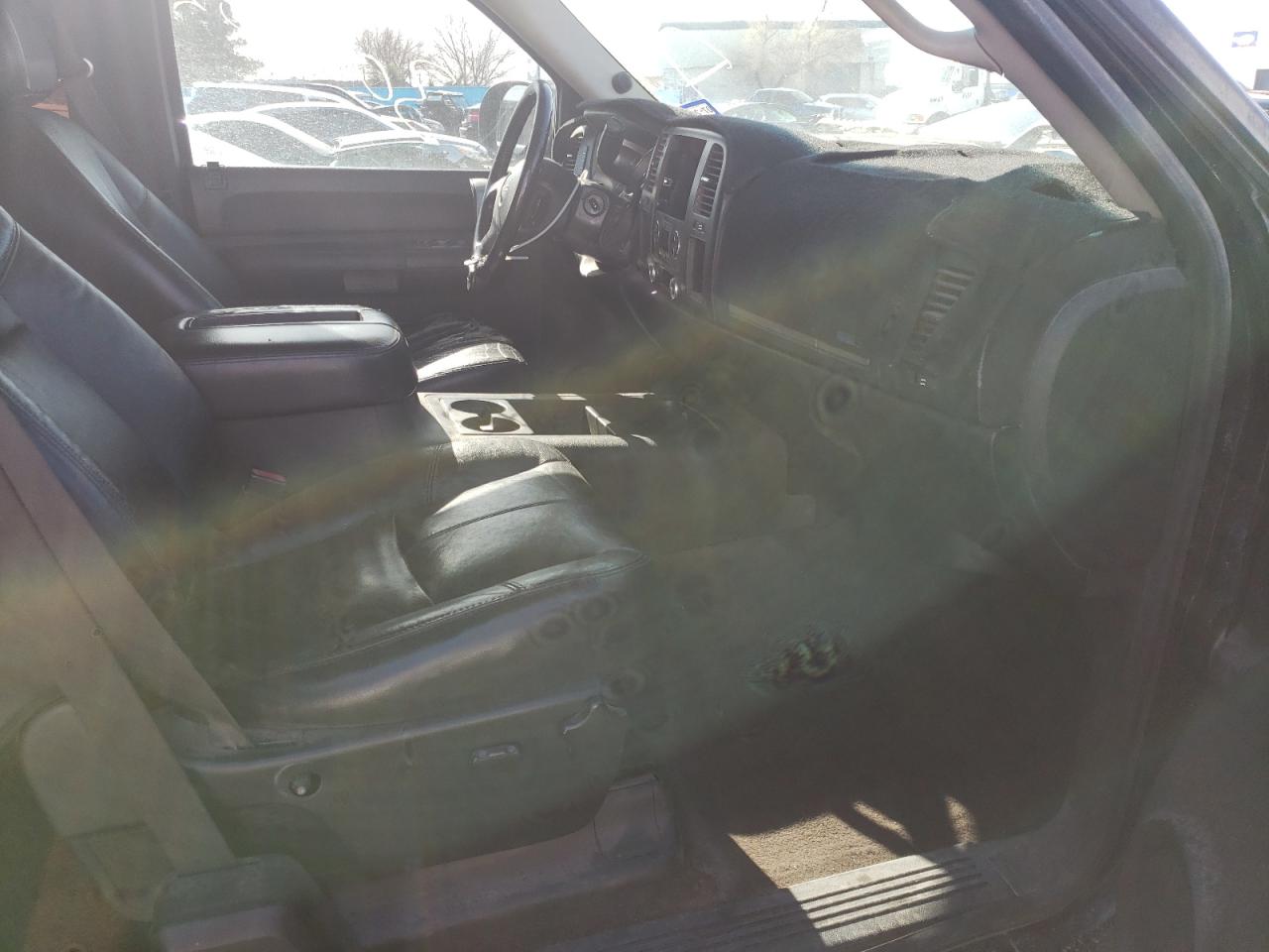 Photo 5 from auction – 2008 GMC SIERRA C15 with VIN 1GTEC19JX8Z116506