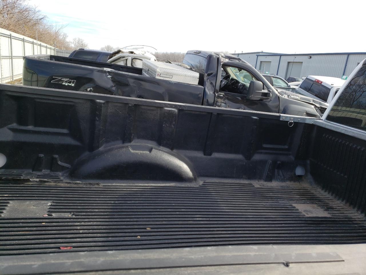 Photo 6 from auction – 2019 FORD F150 with VIN 1FTMF1C54KKD59954