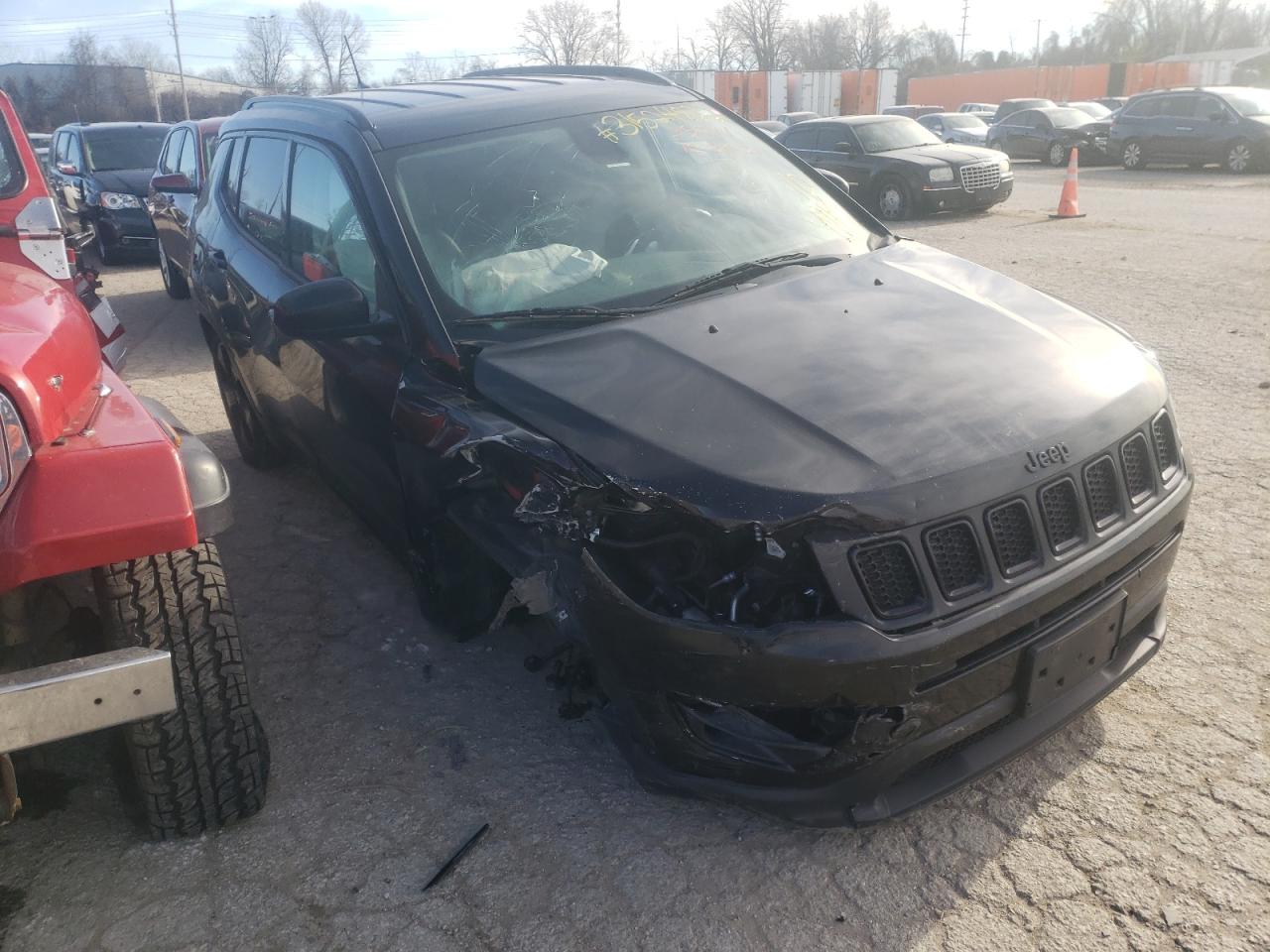 JEEP COMPASS LA 2019 with VIN 3C4NJCBB7KT706374 - Photo from auction