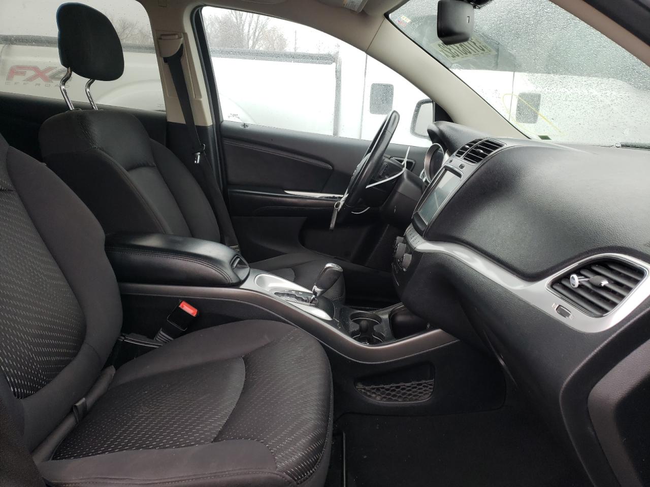 Photo 5 from auction – 2012 DODGE JOURNEY SX with VIN 3C4PDCCG5CT336375