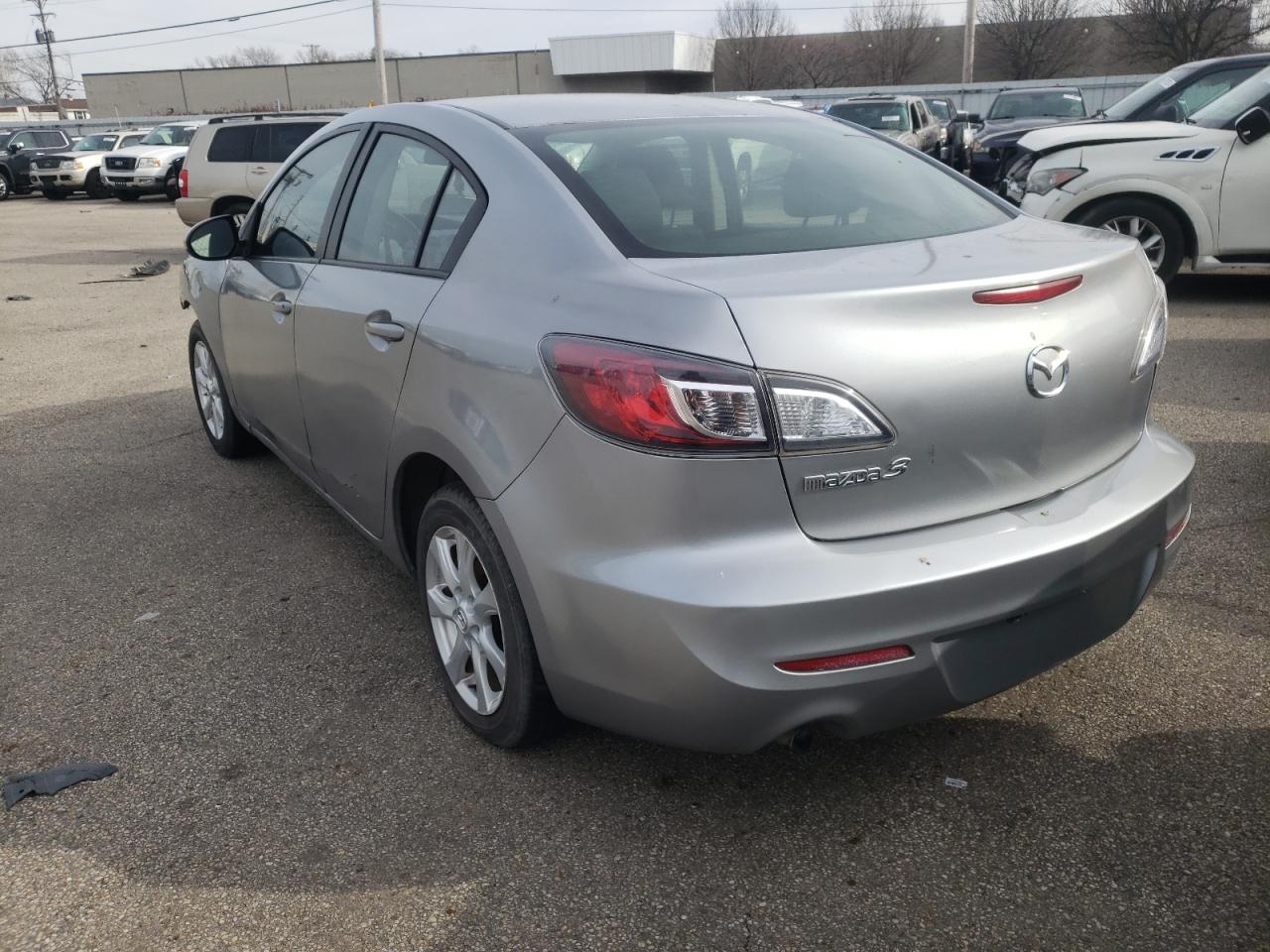 Photo 3 from auction – 2013 MAZDA 3 I with VIN JM1BL1TG1D1818822