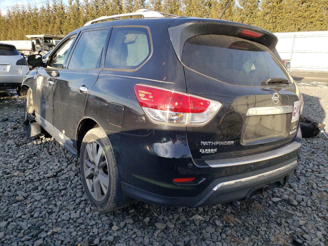 Photo 3 from auction – 2015 NISSAN PATHFINDER with VIN 5N1AR2MM3FC692308