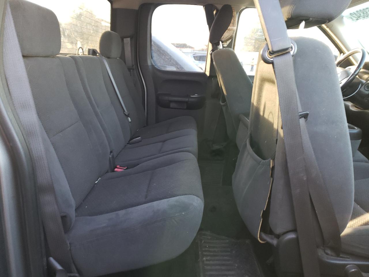 Photo 6 from auction – 2008 CHEVROLET SILVERADO with VIN 2GCEC19J381249830