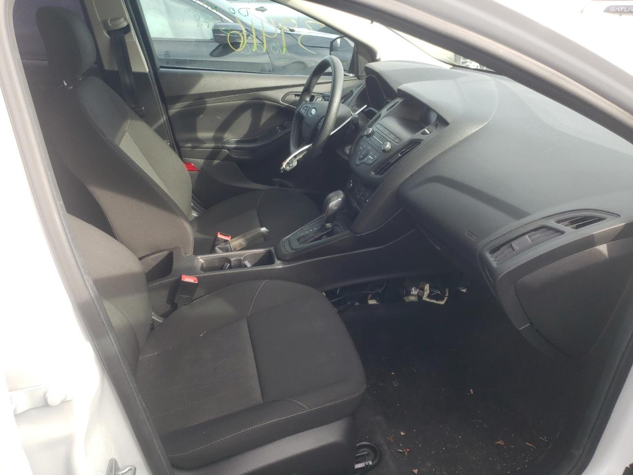 Photo 5 from auction – 2018 FORD FOCUS S with VIN 1FADP3E26JL215798