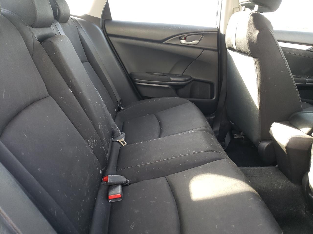 Photo 6 from auction – 2018 HONDA CIVIC EX with VIN 2HGFC2F78JH535366