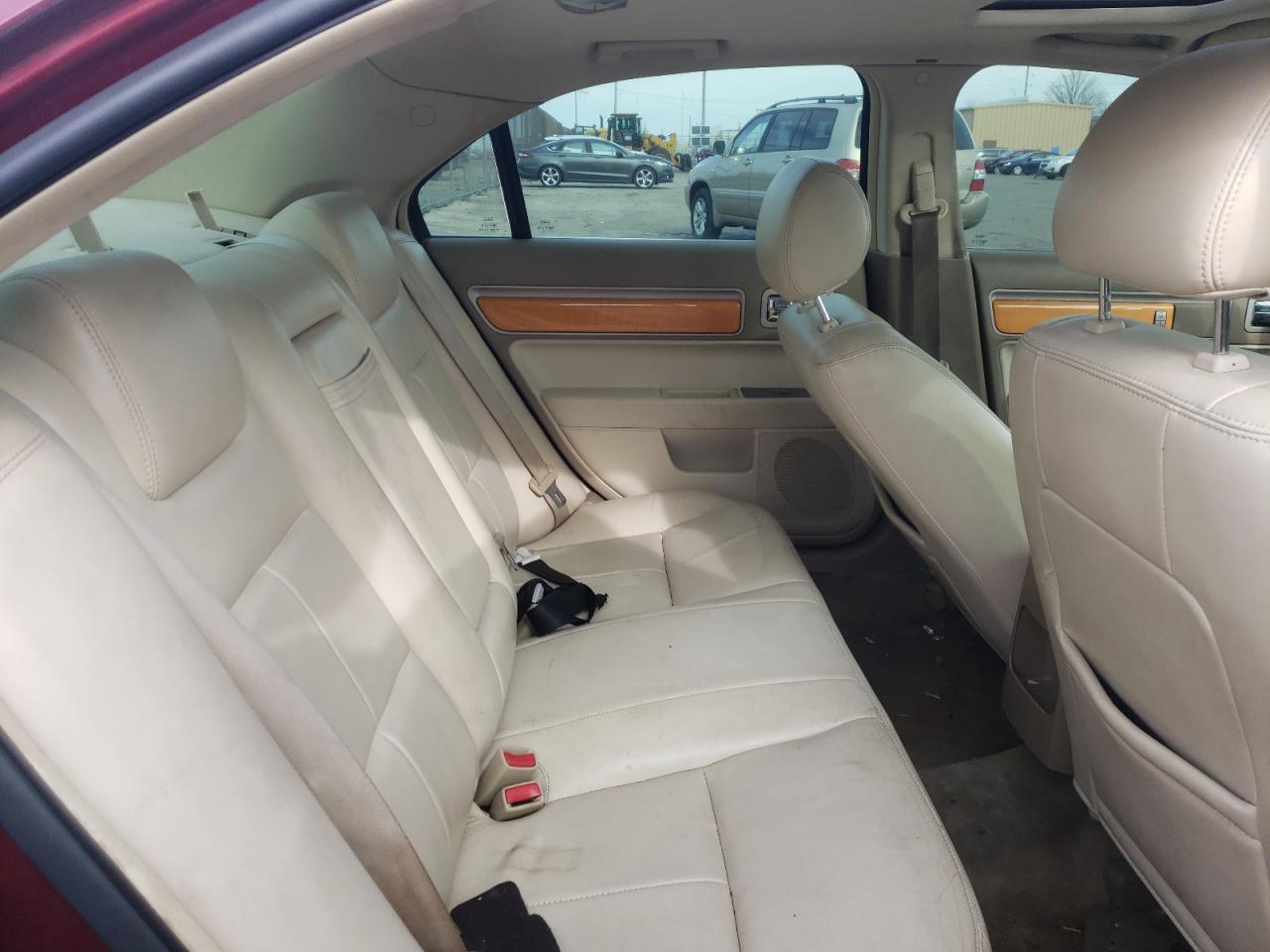 Photo 6 from auction – 2006 LINCOLN ZEPHYR with VIN 3LNHM26186R660181
