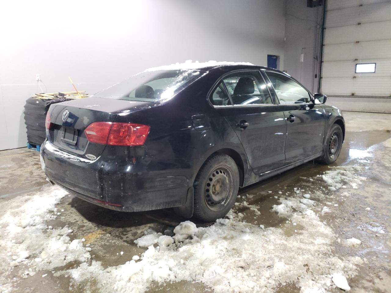 Photo 4 from auction – 2013 VOLKSWAGEN JETTA BASE with VIN 3VW1K7AJ4DM388087