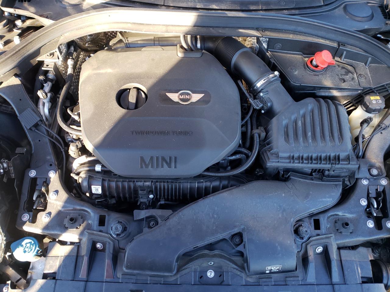 Photo 7 from auction – 2016 MINI COOPER S C with VIN WMWLN9C55G2E16344
