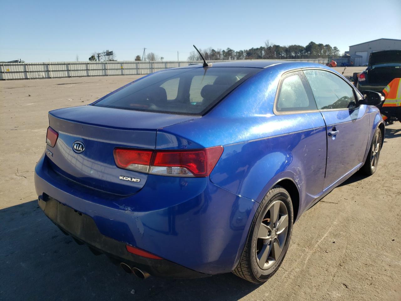 Photo 4 from auction – 2010 KIA FORTE EX with VIN KNAFU6A26A5150276