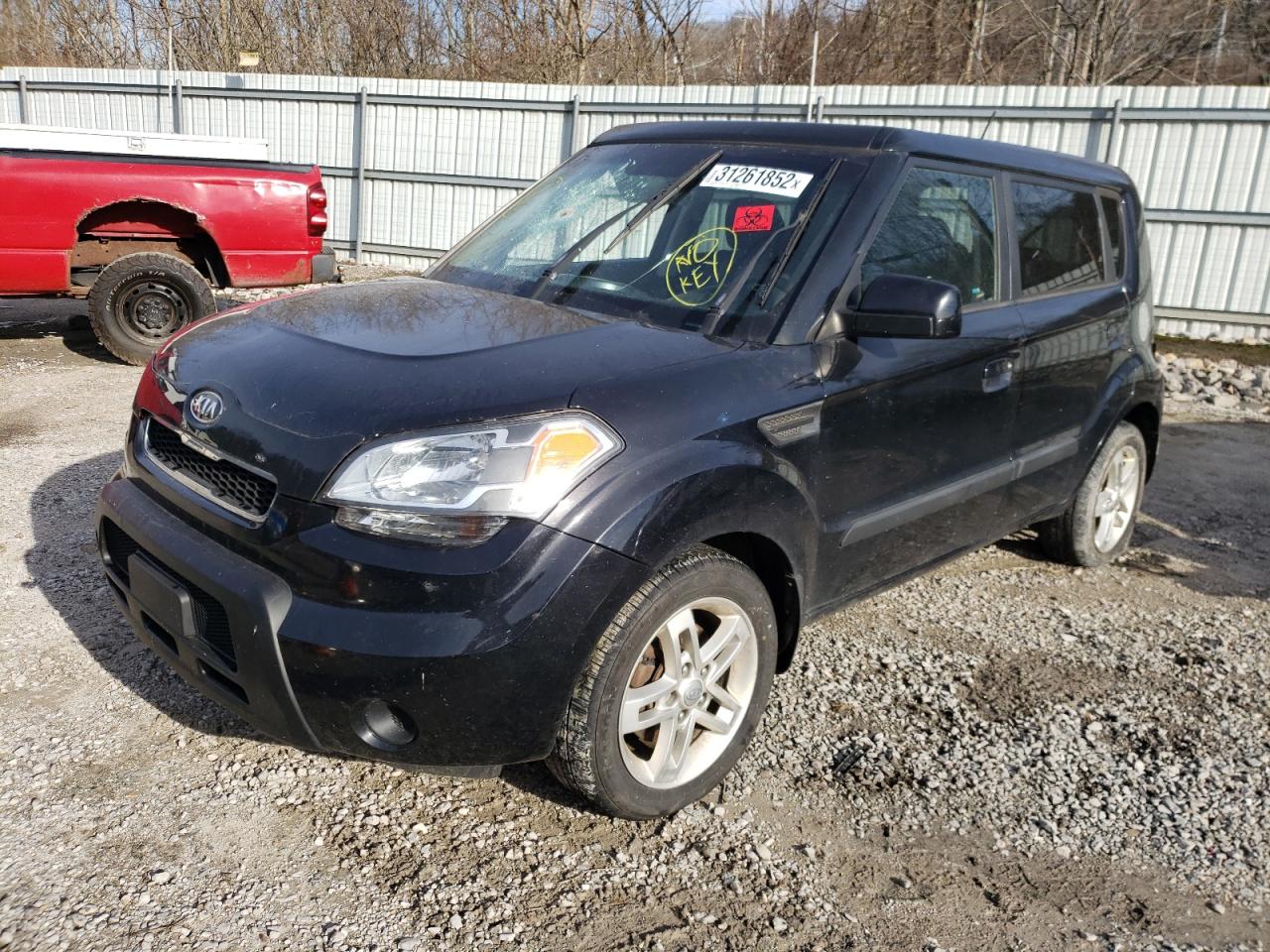 Photo 2 from auction – 2010 KIA SOUL + with VIN KNDJT2A21A7150313