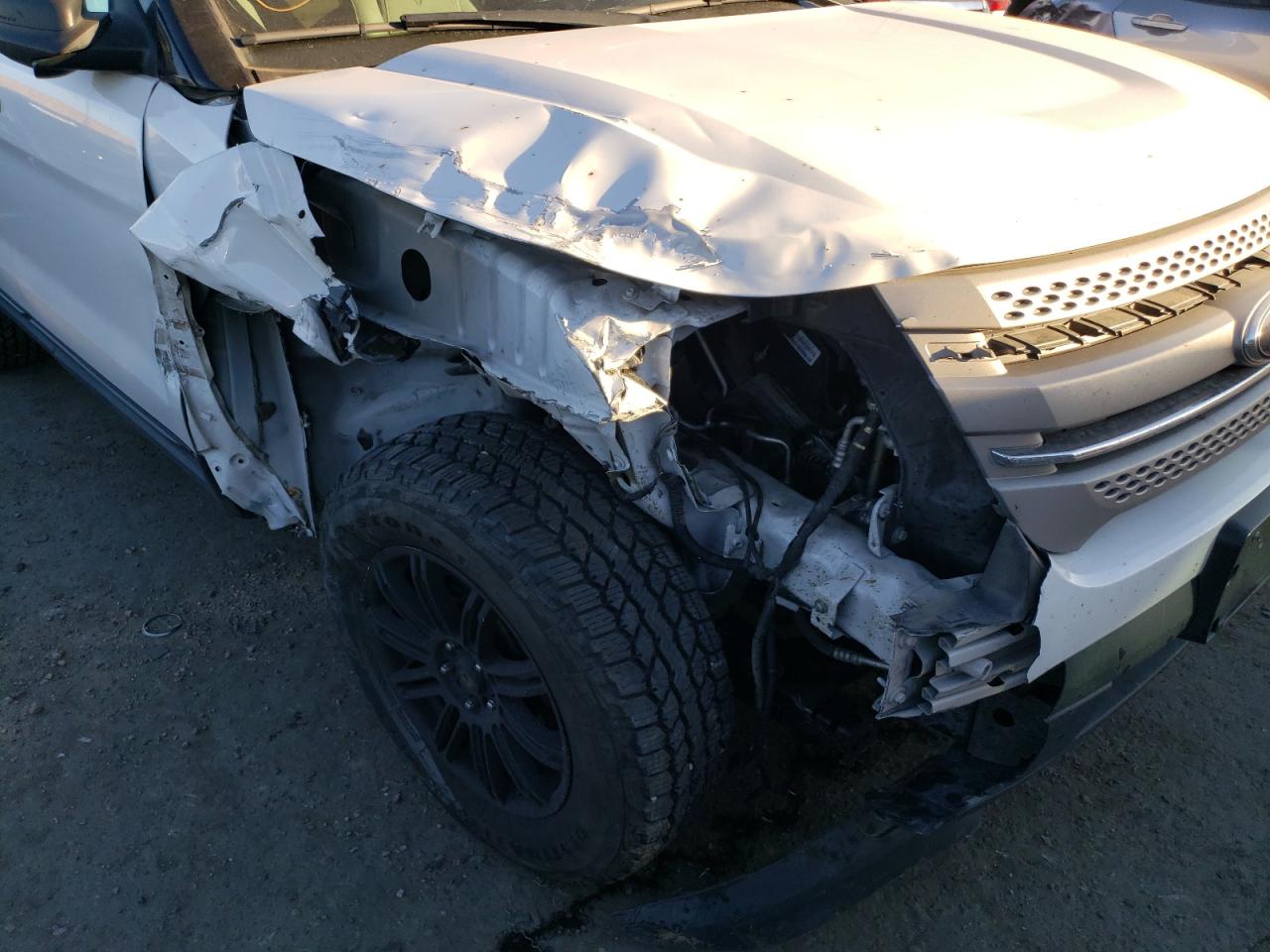 Photo 9 from auction – 2013 FORD EXPLORER with VIN 1FM5K8B82DGC05880