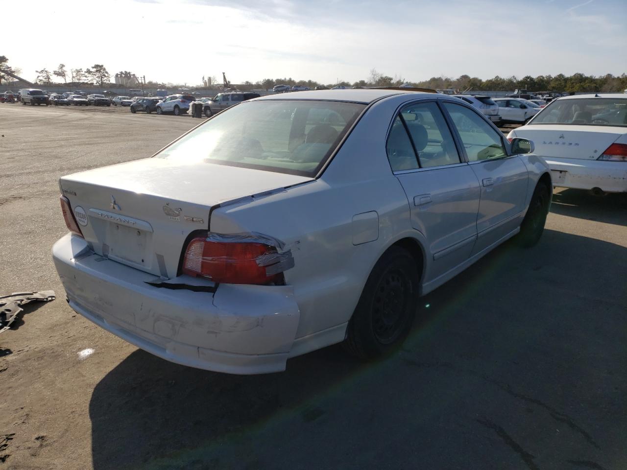 Photo 4 from auction – 2002 MITSUBISHI GALANT with VIN 4A3AA46G62E143440