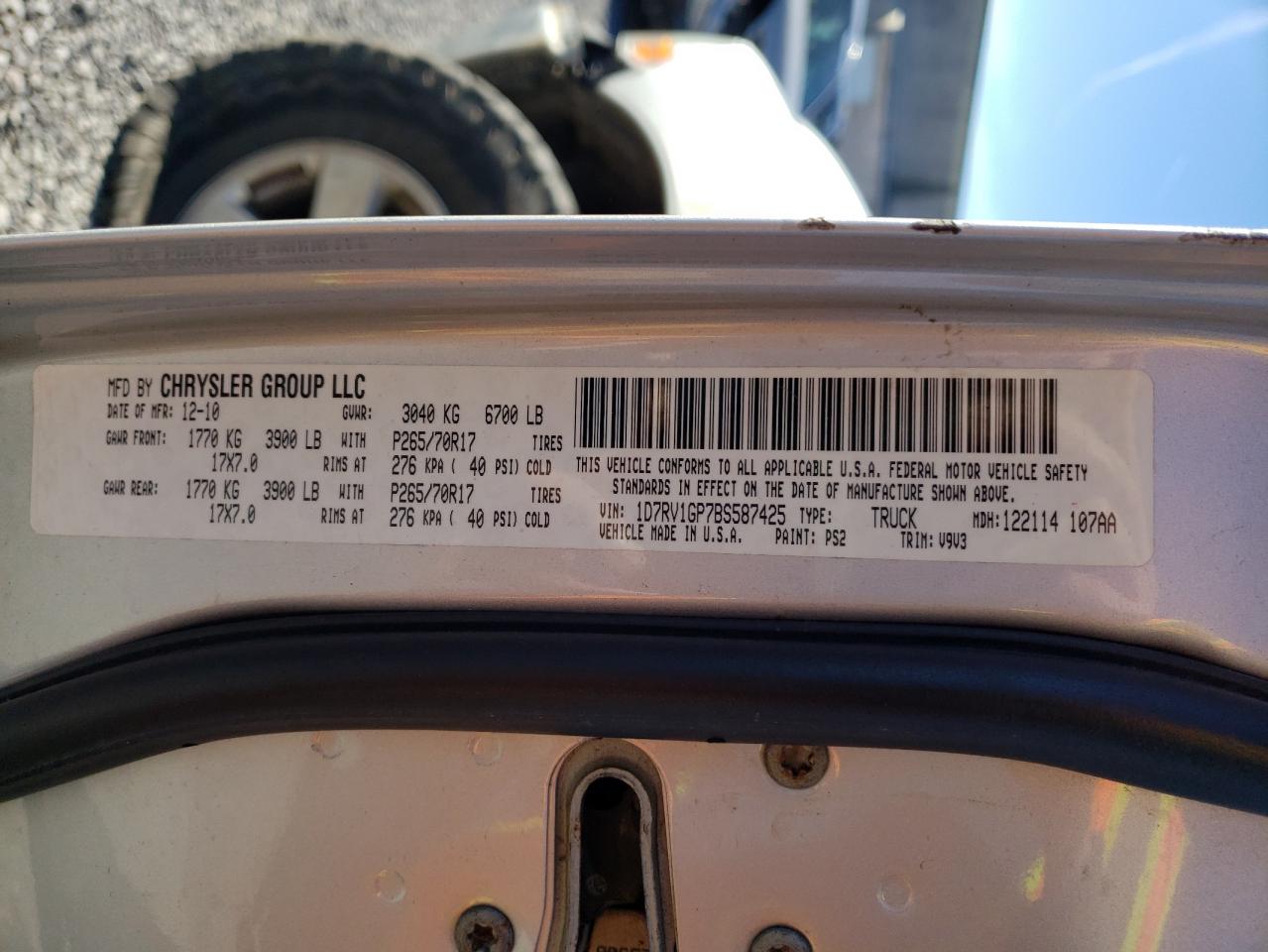 Photo 10 from auction – 2011 DODGE RAM 1500 with VIN 1D7RV1GP7BS587425