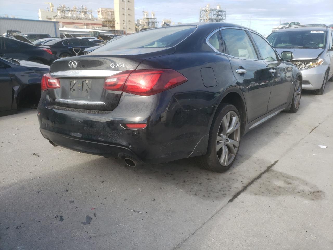 Photo 4 from auction – 2017 INFINITI Q70L 3.7 with VIN JN1BY1PP4HM170010