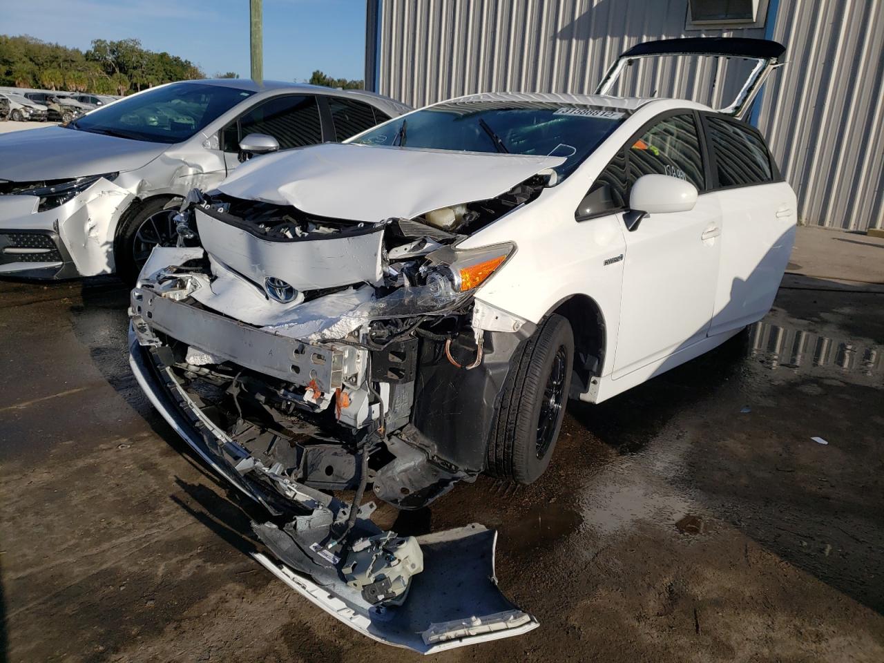 Photo 2 from auction – 2015 TOYOTA PRIUS with VIN JTDKN3DU0F1891872