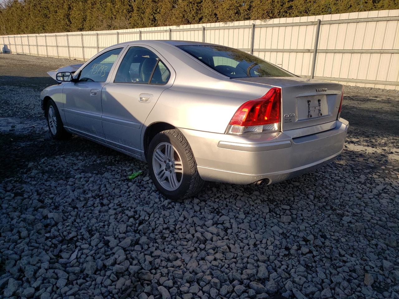 Photo 3 from auction – 2005 VOLVO S60 2.5T with VIN YV1RS592852437785