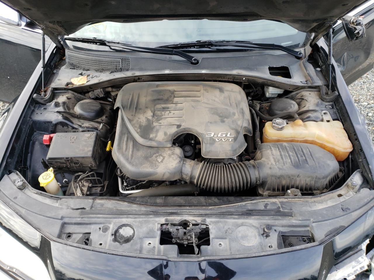 Photo 7 from auction – 2013 CHRYSLER 300C with VIN 2C3CCAKGXDH567455
