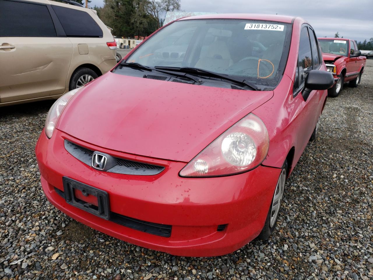 Photo 2 from auction – 2007 HONDA FIT with VIN JHMGD384X7S012228
