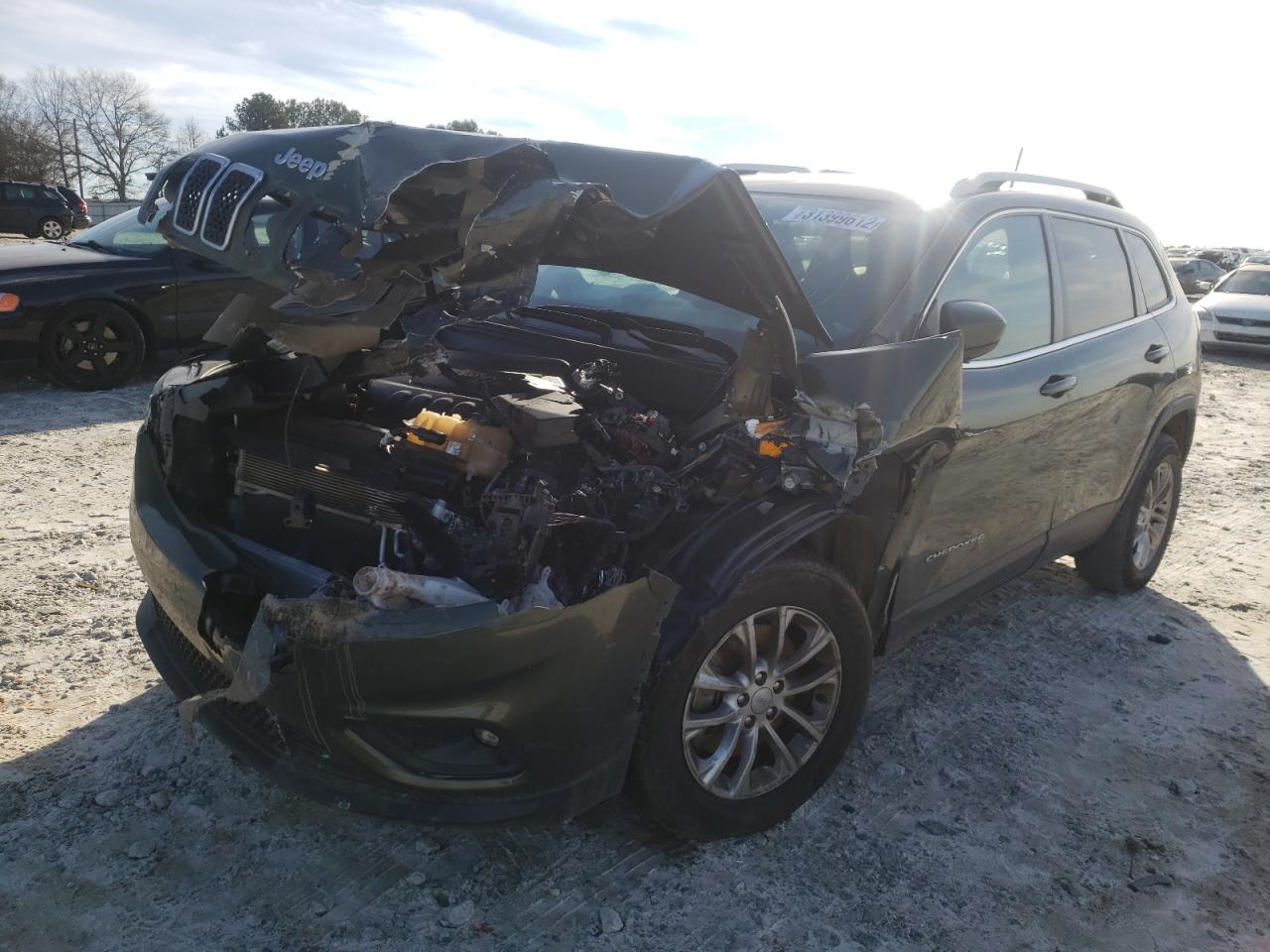 Photo 2 from auction – 2019 JEEP CHEROKEE L with VIN 1C4PJLCB7KD290324