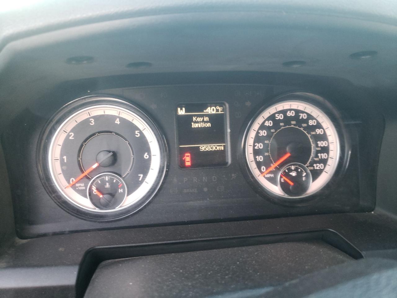 Photo 8 from auction – 2018 RAM 1500 ST with VIN 3C6RR7KG5JG235515