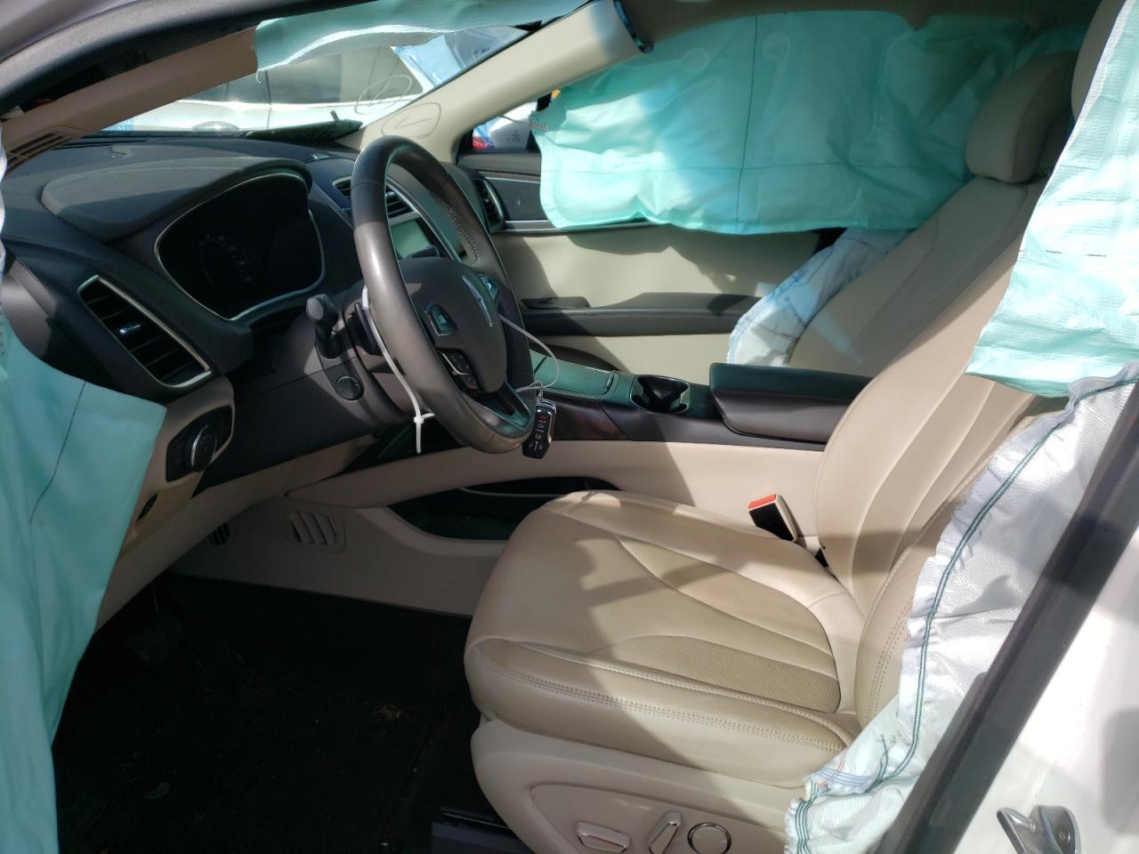 Photo 5 from auction – 2016 LINCOLN MKX SELECT with VIN 2LMTJ6KR2GBL37447