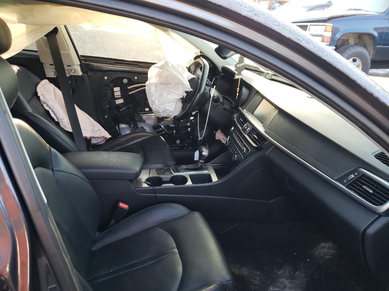Photo 5 from auction – 2018 KIA OPTIMA SX with VIN 5XXGW4L23JG189535