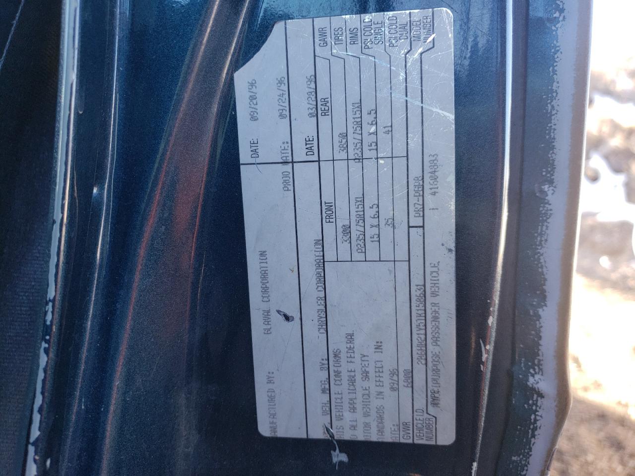 Photo 10 from auction – 1996 DODGE RAM VAN with VIN 2B6HB21Y5TK158631