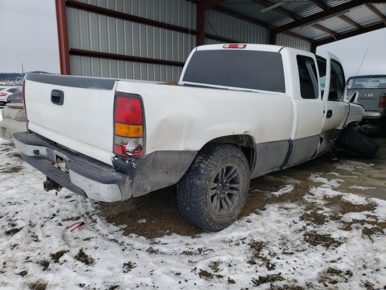 Photo 4 from auction – 2004 GMC NEW SIERRA with VIN 2GTEK19TX41202504