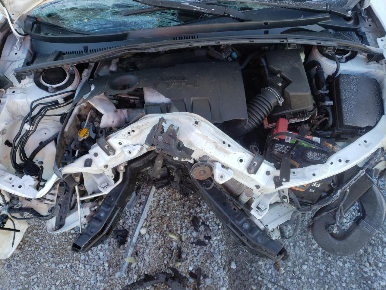 Photo 7 from auction – 2015 TOYOTA COROLLA L with VIN 2T1BURHE2FC365635