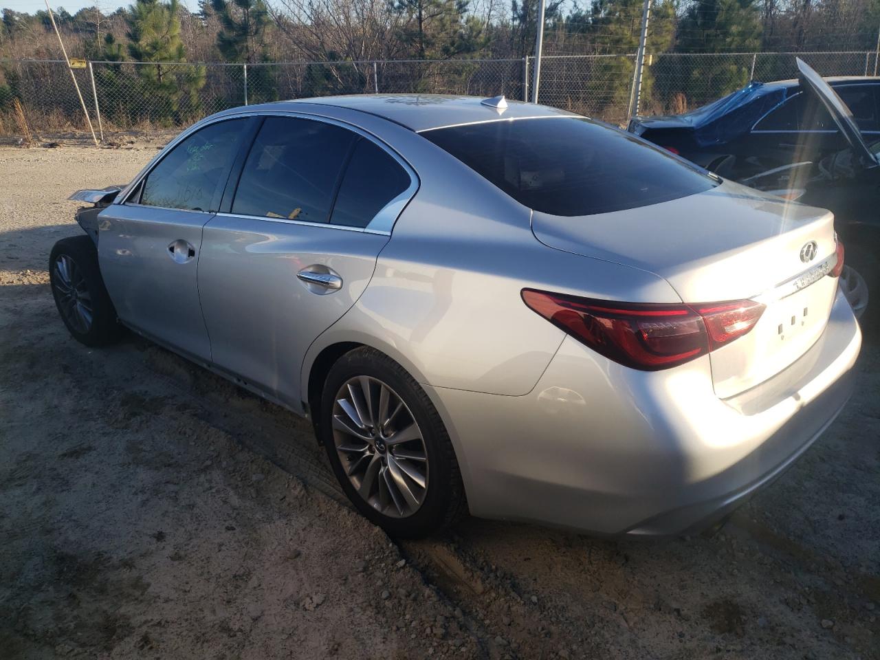 Photo 3 from auction – 2018 INFINITI Q50 LUXE with VIN JN1EV7AP1JM364016