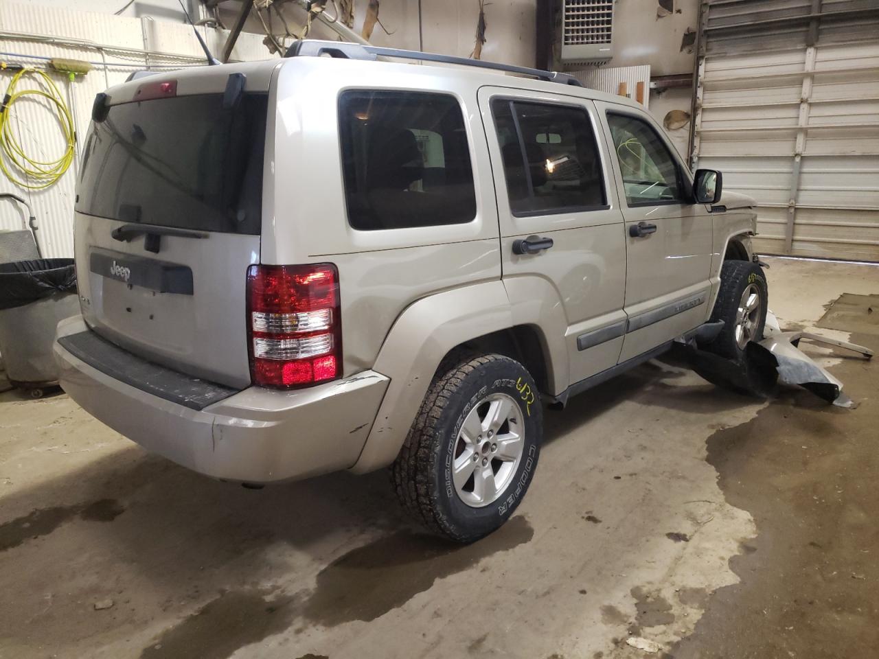 Photo 4 from auction – 2011 JEEP LIBERTY SP with VIN 1J4PN2GKXBW520798