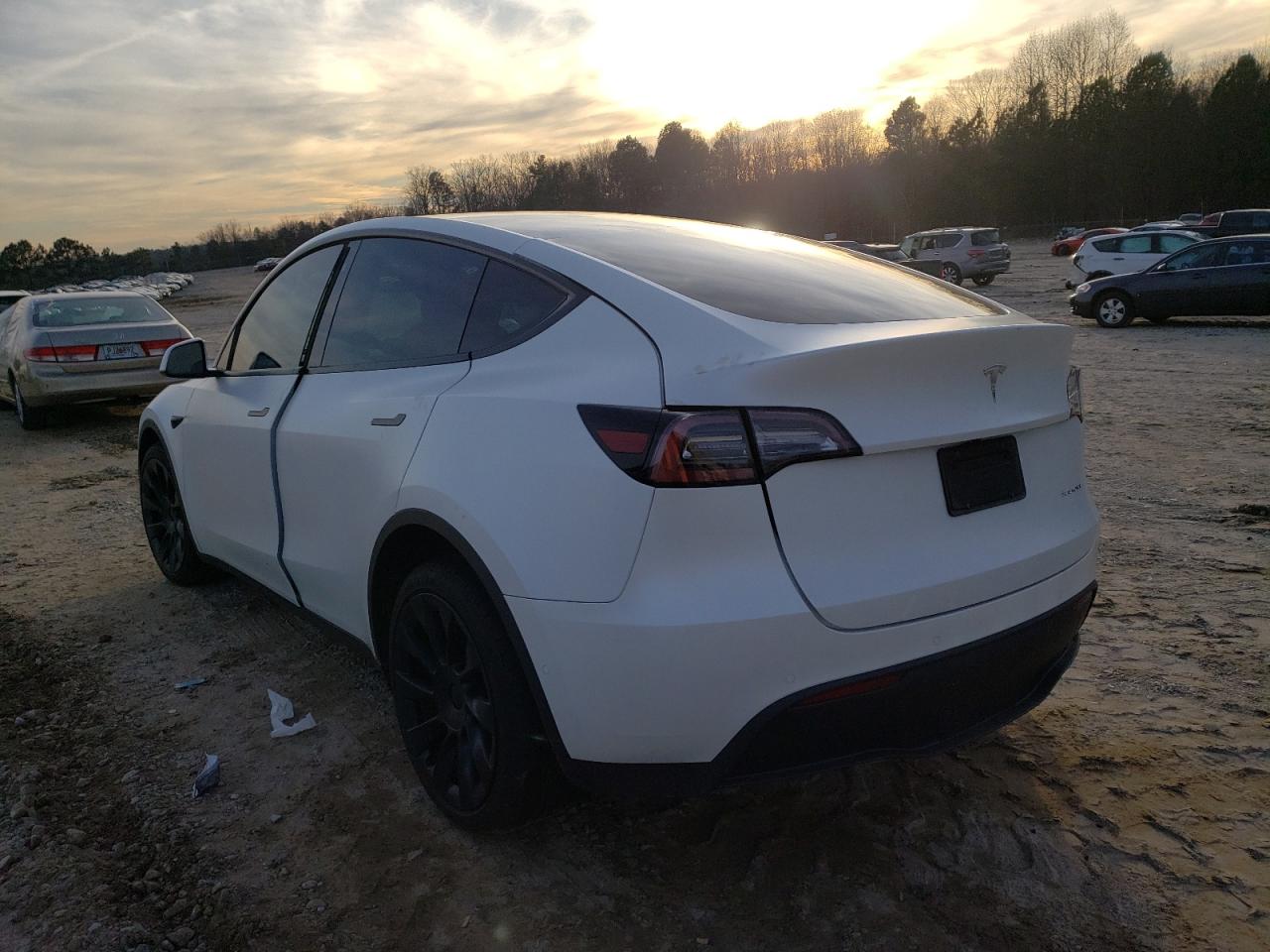 Foto 3 de la subasta – 2020 TESLA MODEL Y con VIN 5YJYGDEE7LF014588