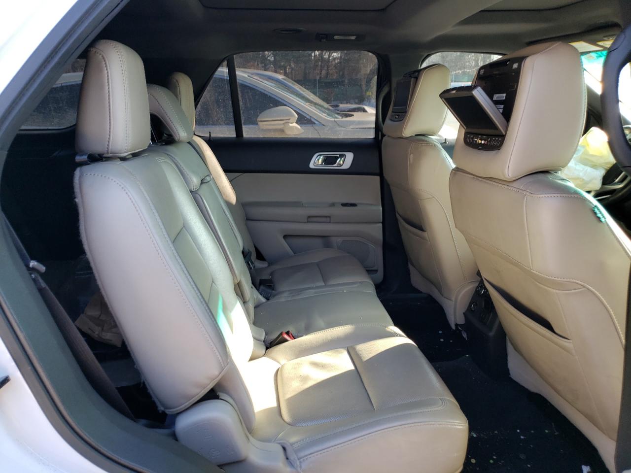 Photo 6 from auction – 2011 FORD EXPLORER L with VIN 1FMHK8F89BGA41211