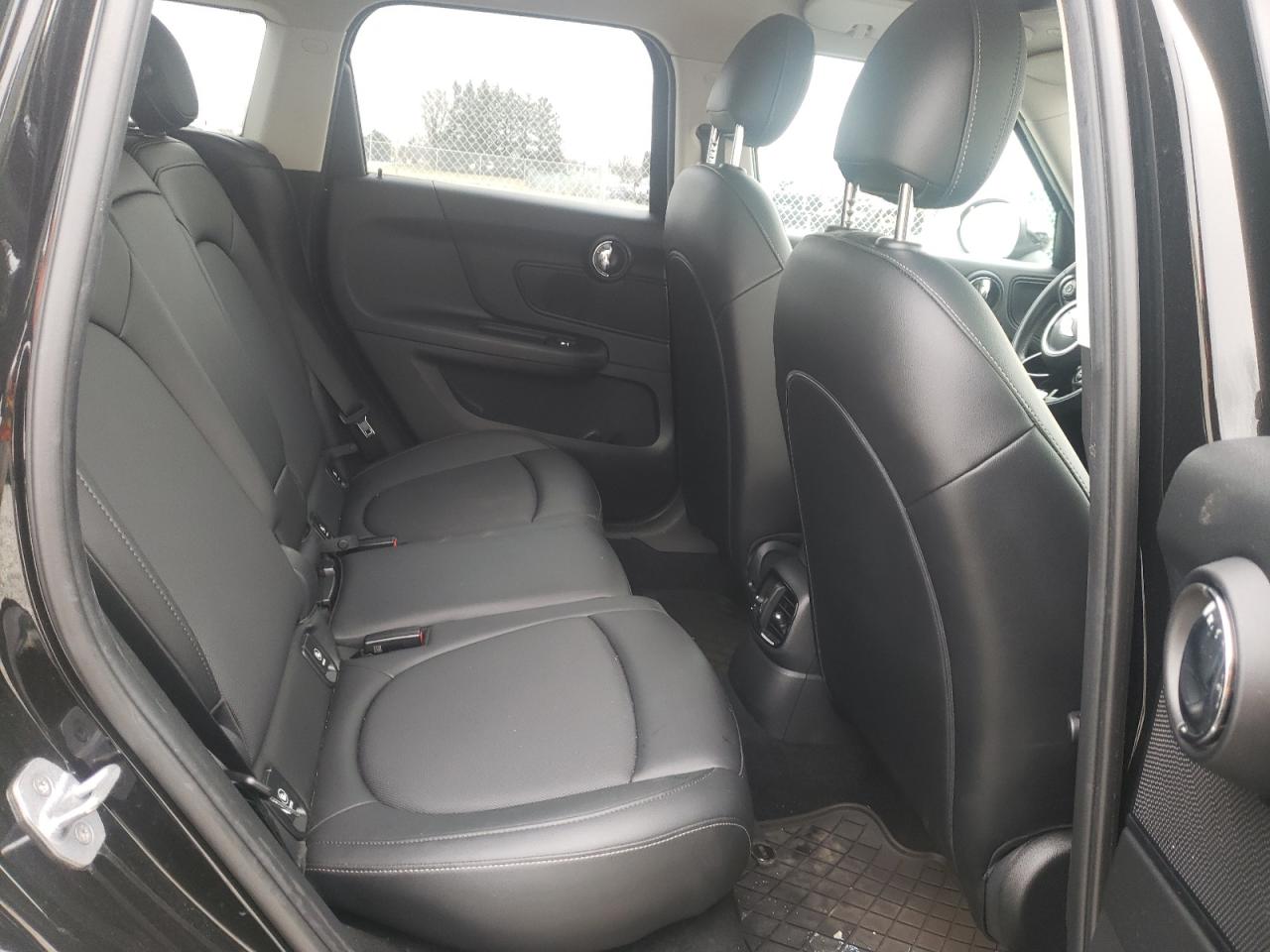 Photo 6 from auction – 2018 MINI COOPER COU with VIN WMZYV5C38J3E04643