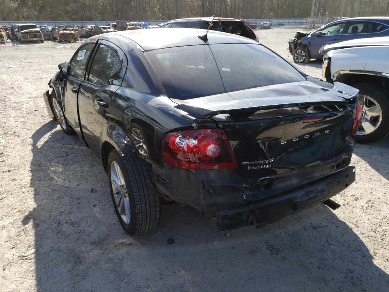 Фото 3 с аукциона – 2013 DODGE AVENGER SX с VIN 1C3CDZCB5DN664312