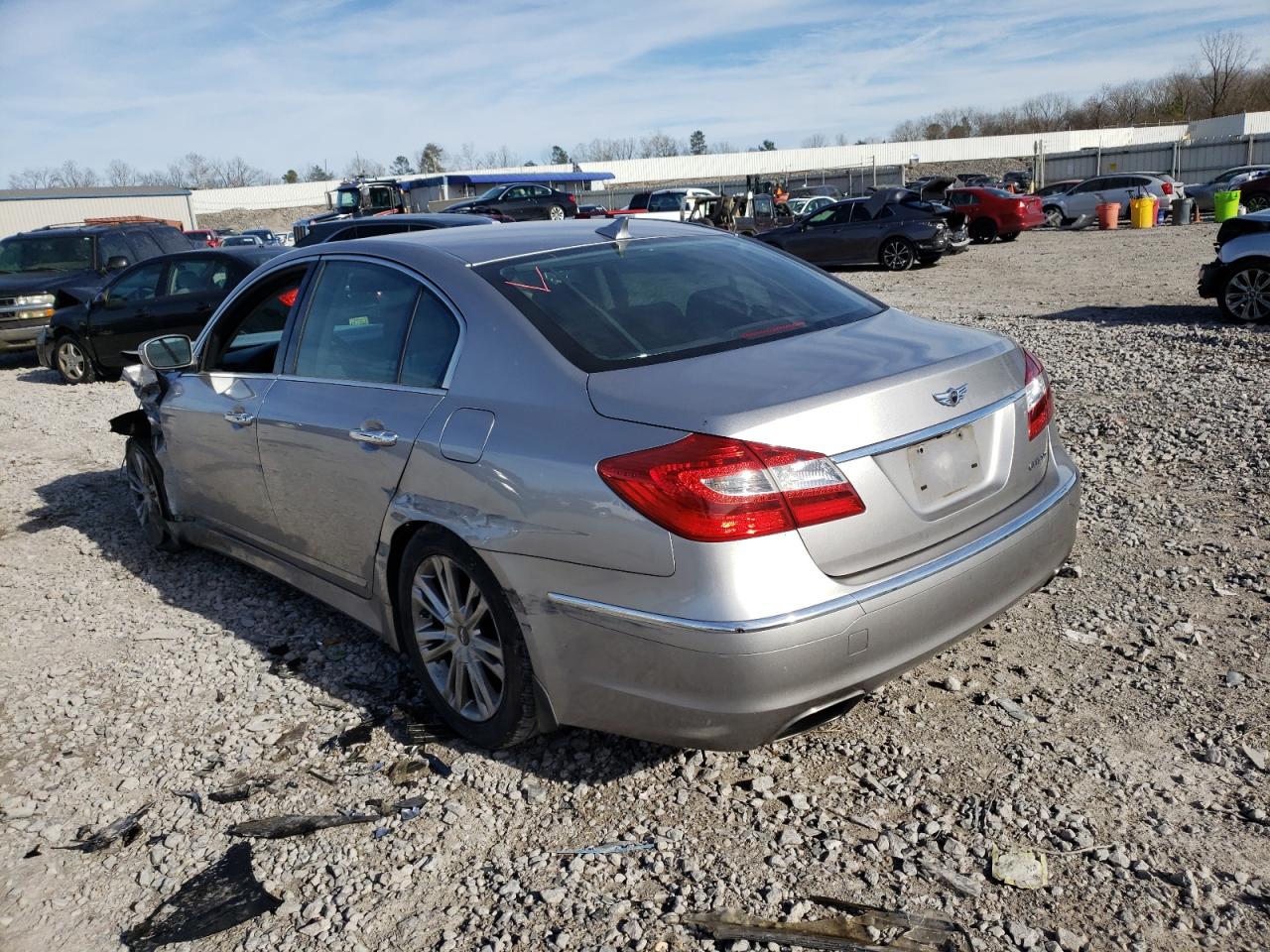 Photo 3 from auction – 2012 HYUNDAI GENESIS 3. with VIN KMHGC4DD5CU195001