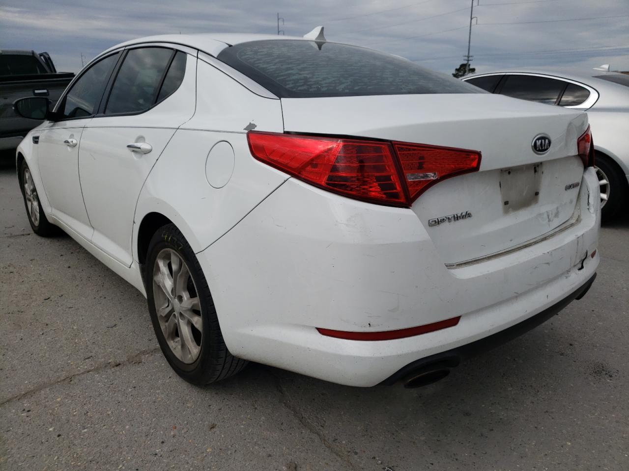Photo 3 from auction – 2012 KIA OPTIMA EX with VIN 5XXGN4A7XCG078842