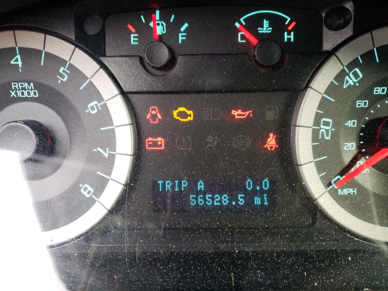 Photo 8 from auction – 2010 FORD ESCAPE LIM with VIN 1FMCU0EG2AKC96194