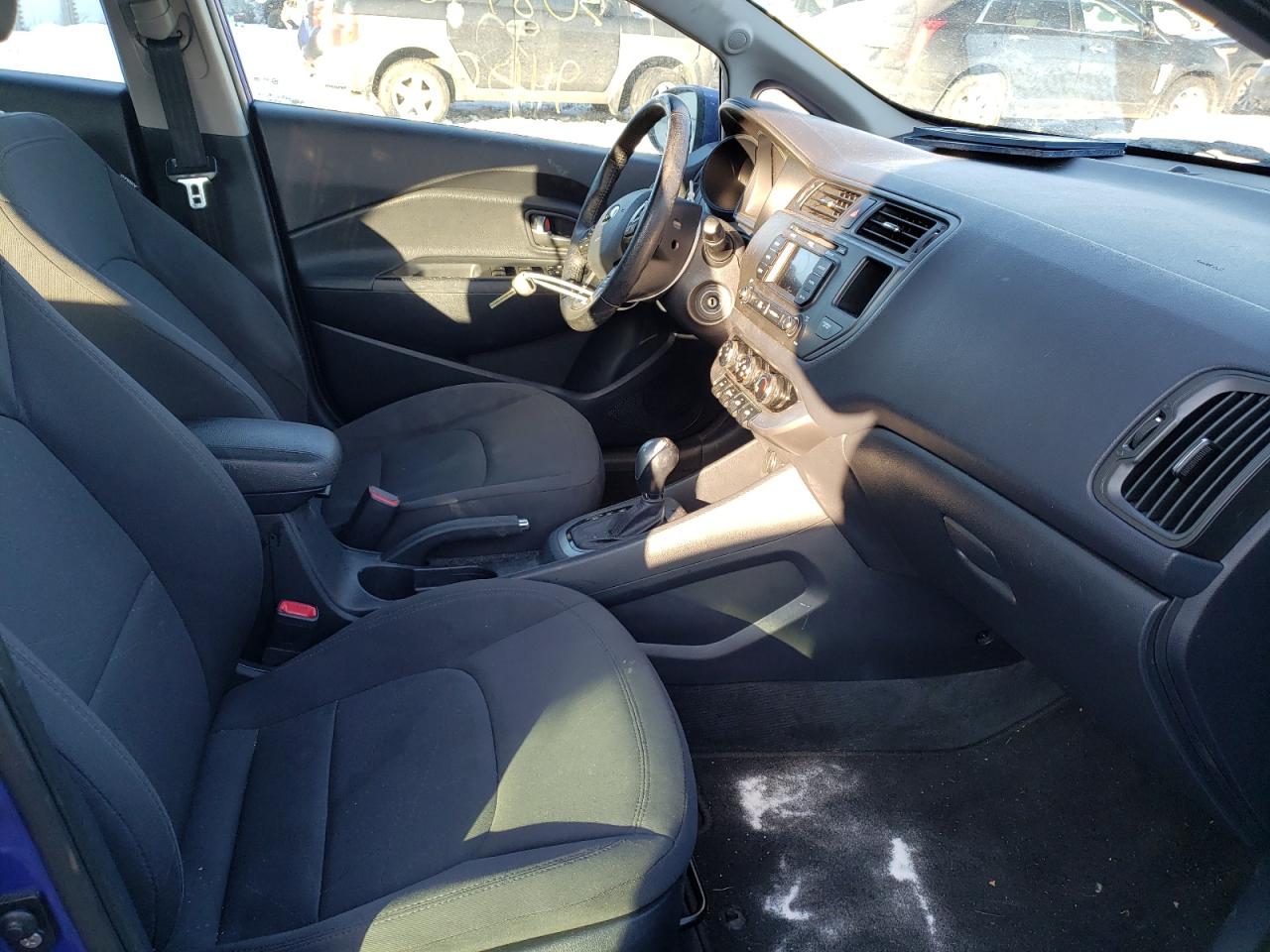 Photo 5 from auction – 2013 KIA RIO EX with VIN KNADN5A33D6157630