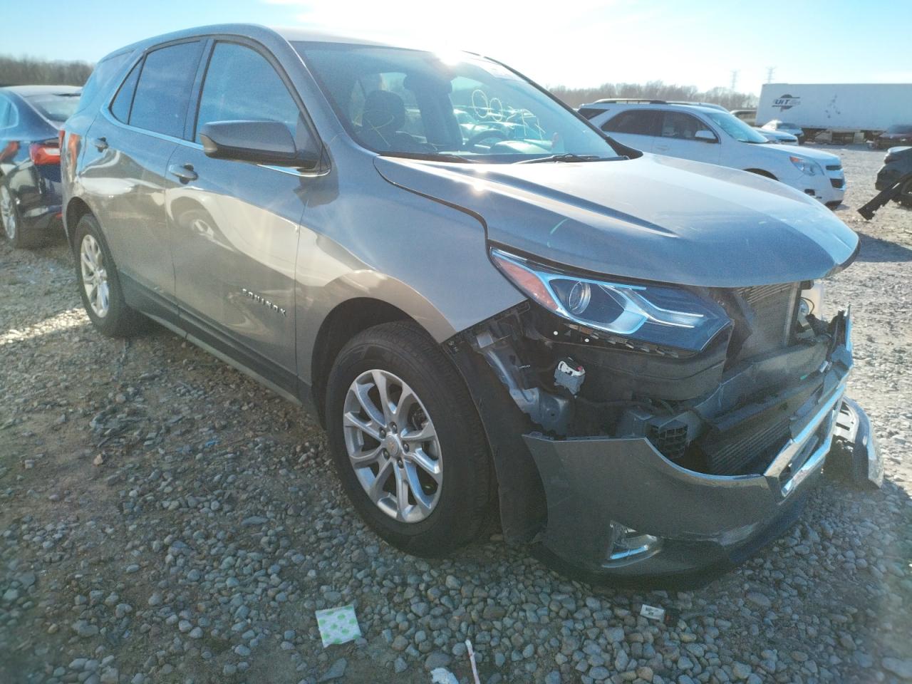 CHEVROLET EQUINOX LT 2018 with VIN 3GNAXJEV5JS646937 - Photo from auction