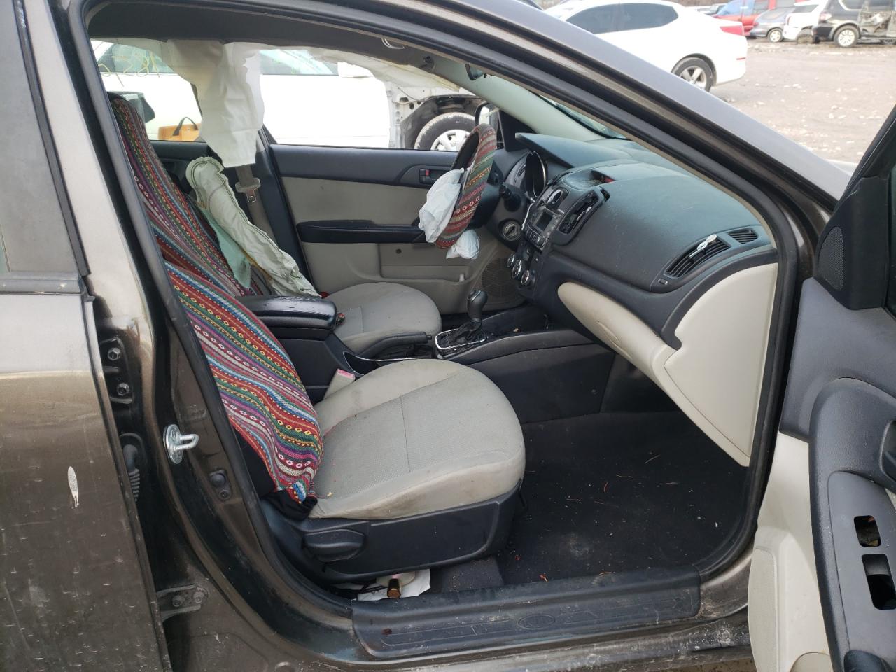 Photo 5 from auction – 2012 KIA FORTE EX with VIN KNAFU4A29C5483563
