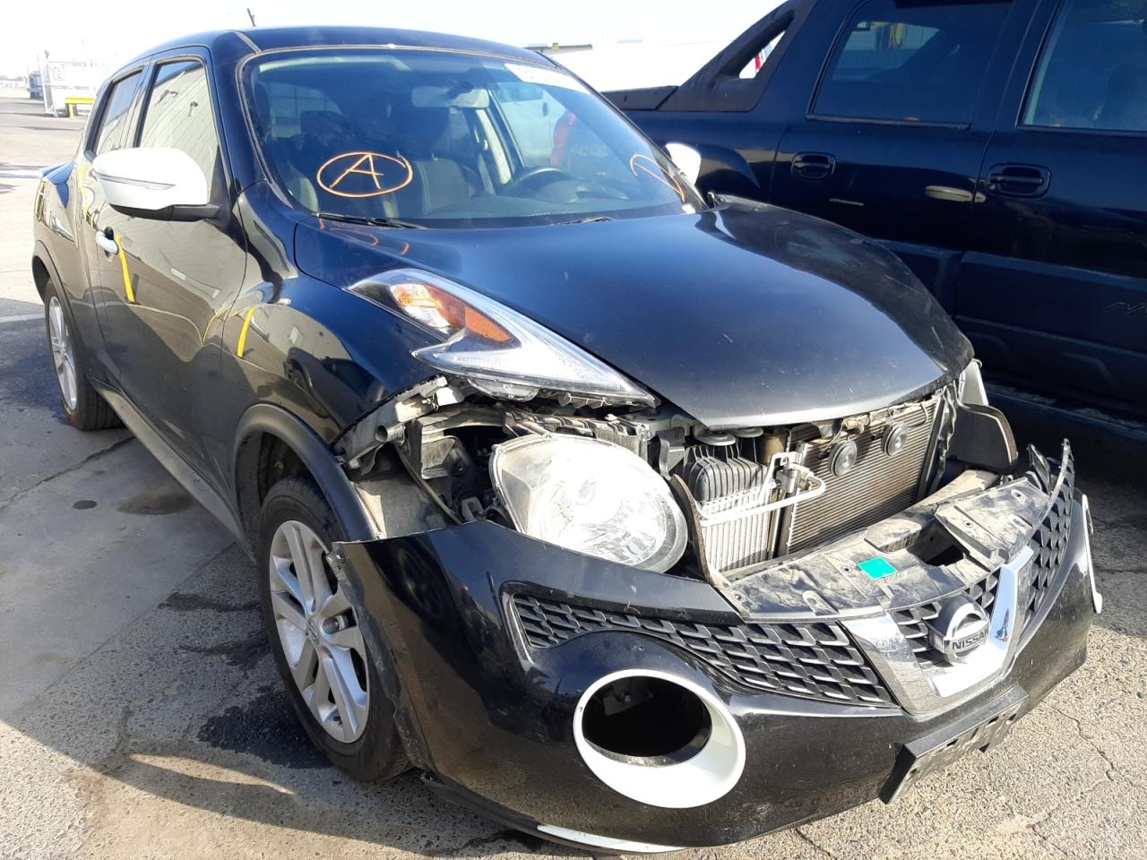 NISSAN JUKE S 2017 with VIN JN8AF5MR7HT702565 - Photo from auction