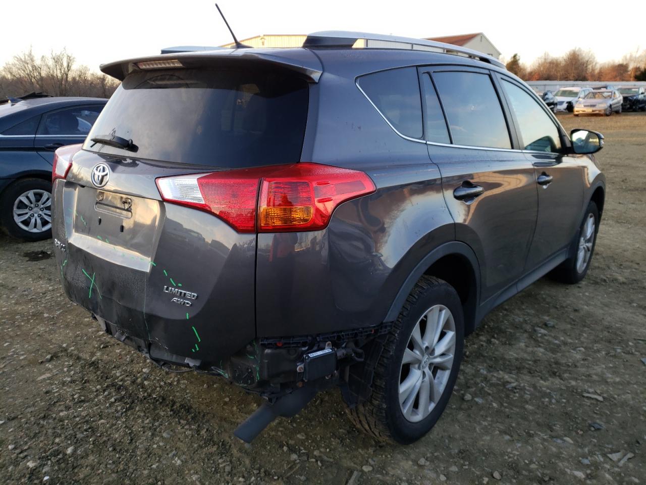 Photo 4 from auction – 2015 TOYOTA RAV4 LIMIT with VIN 2T3DFREV5FW405168