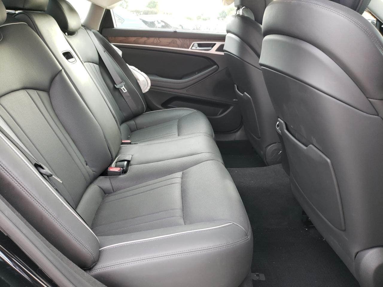 Photo 6 from auction – 2017 GENESIS G80 BASE with VIN KMHGN4JE0HU178007